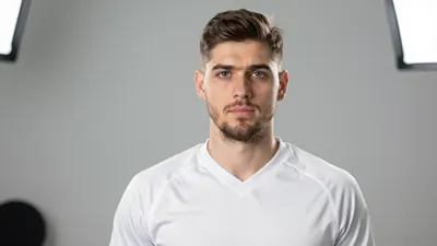 Leeds United target Michael Zetterer arrives for medical, set to join as backup goalkeeper to James Trafford, as the team...