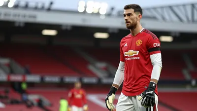 Leeds United's pre-season friendly against Manchester United ended in a penalty shootout loss in Dublin, with the Red...