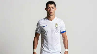 Leeds United striker Joel Piroe wants to leave the club before the transfer window closes, but his representatives feel...