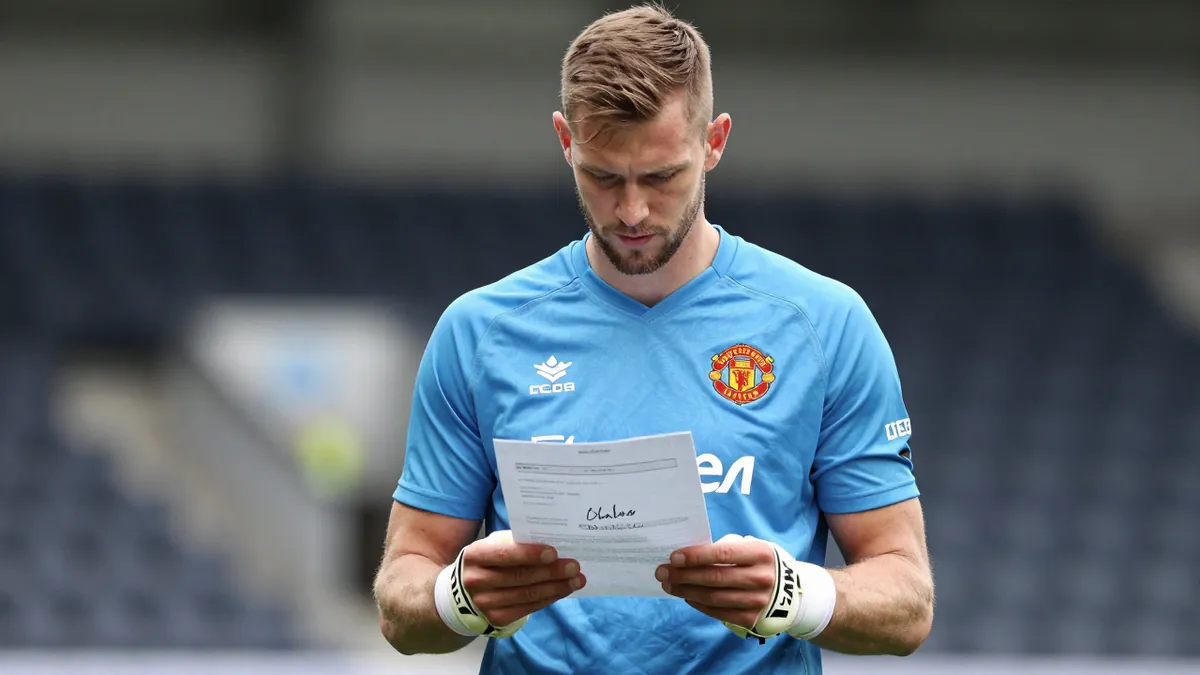 Leeds United Sign James Trafford in Club-Record Deal