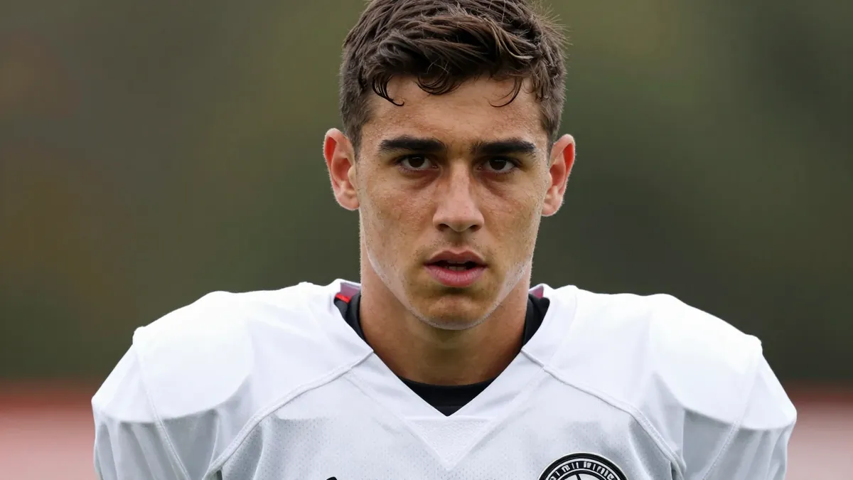 Leeds United are open to selling Wilfried Gnonto to Fiorentina but insist on finding an attacking replacement first, with...