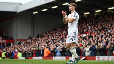 A Newcastle United writer has described the atmosphere at Elland Road as 'proper' as Leeds United reflect on a 6-3 defeat...