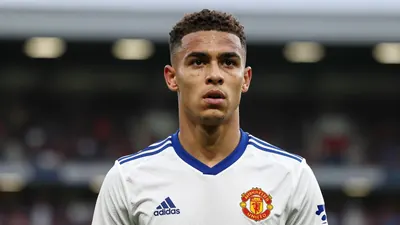 Fiorentina enquire about Leeds United winger Wilfried Gnonto, but a move hinges on Leeds securing a replacement attacker...